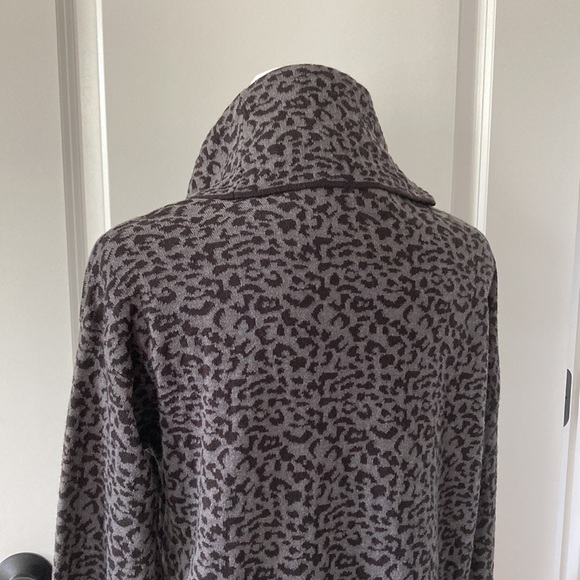 Calvin Klein small turtleneck sweater animal print black gray - Picture 7 of 12